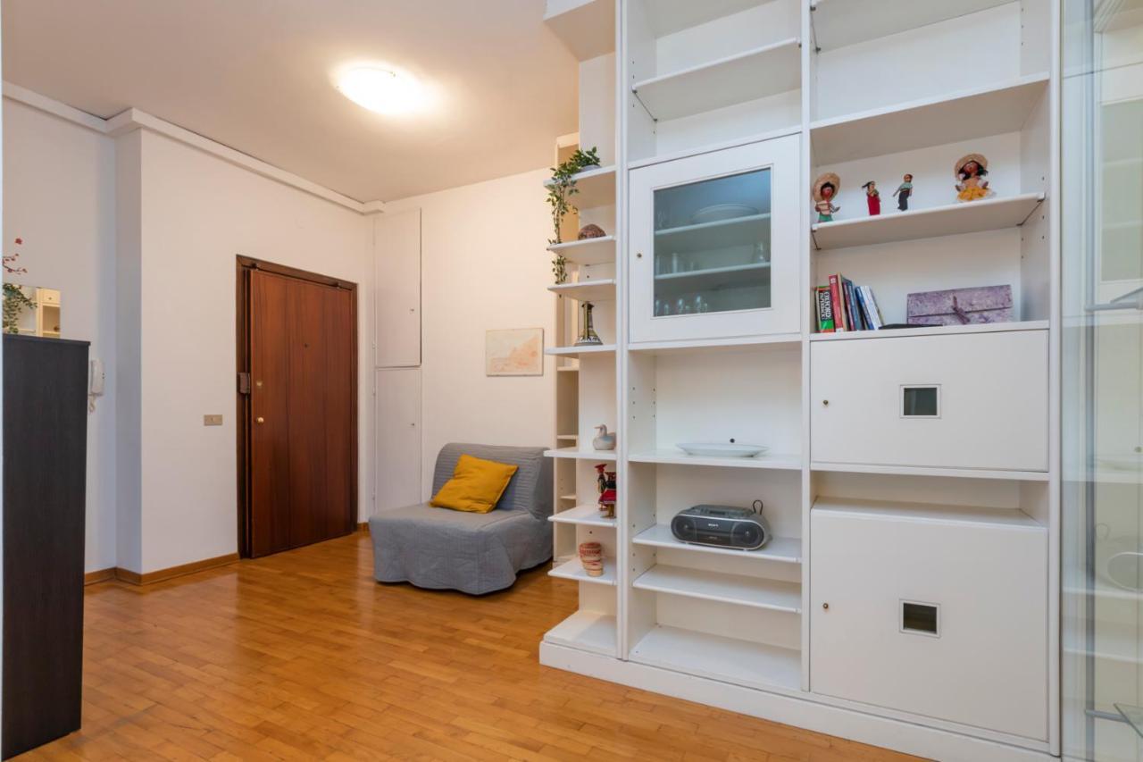 Mimmi Apartment Zurigo 12 Milán Exteriér fotografie